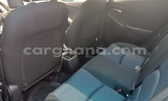 Sayi Na hannu Toyota Yaris Blue Mota in Accra a Greater Accra Sayi Na hannu Toyota Yaris Blue Mota in Accra a Greater Accra