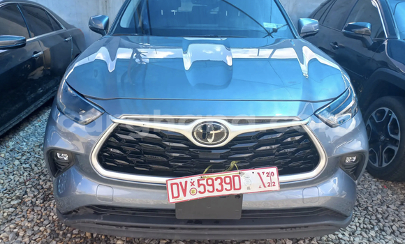 Buy Used Toyota Highlander Blue Car in Accra in Greater Accra Buy Used Toyota Highlander Blue Car in Accra in Greater Accra