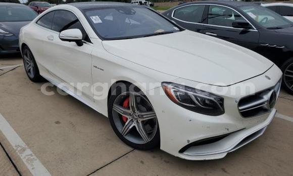 Sayi Na hannu Mercedes‒Benz S–Class White Mota in Accra a Greater Accra
