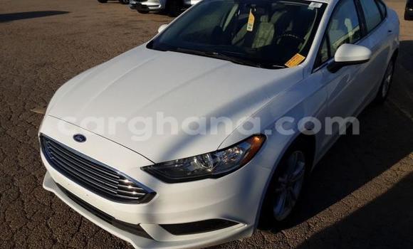 Ra Àlòkù Ford Fusion funfun Ọkọ̀ in Accra ni Greater Accra