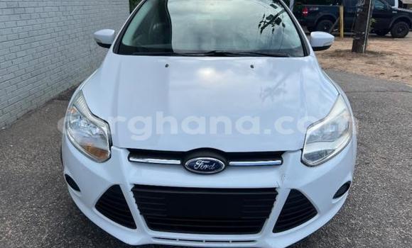 Sayi Na hannu Ford Focus White Mota in Accra a Greater Accra
