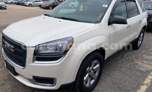 Buy Used GMC Acadia White Car in Accra in Greater Accra