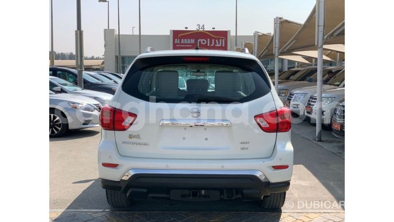 Big with watermark nissan pathfinder ashanti import dubai 51291