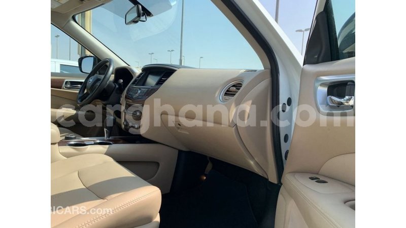 Big with watermark nissan pathfinder ashanti import dubai 51291