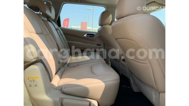 Big with watermark nissan pathfinder ashanti import dubai 51291