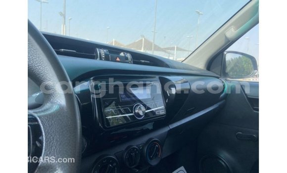 Ra Imported Toyota Hilux funfun Ọkọ̀ in Import - Dubai ni Ashanti Ra Imported Toyota Hilux funfun Ọkọ̀ in Import - Dubai ni Ashanti