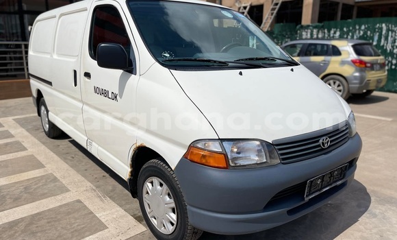 Sayi Na hannu Toyota LiteAce White Mota in Accra a Greater Accra Sayi Na hannu Toyota LiteAce White Mota in Accra a Greater Accra