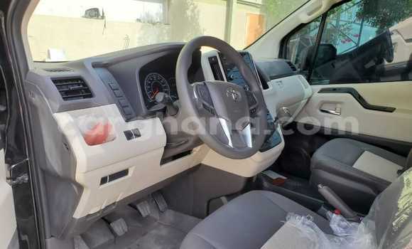 Ra Àlòkù Toyota Hiace Black Ọkọ̀ in Accra ni Greater Accra Ra Àlòkù Toyota Hiace Black Ọkọ̀ in Accra ni Greater Accra