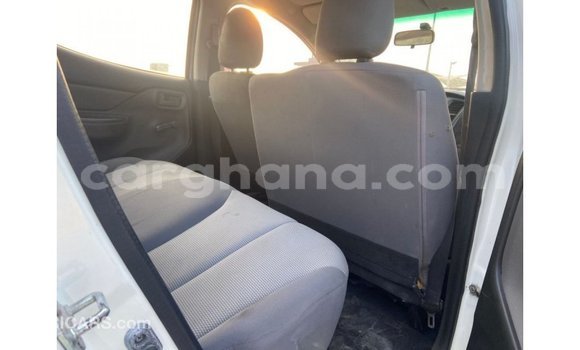 Ra Imported Mitsubishi L200 funfun Ọkọ̀ in Import - Dubai ni Ashanti Ra Imported Mitsubishi L200 funfun Ọkọ̀ in Import - Dubai ni Ashanti