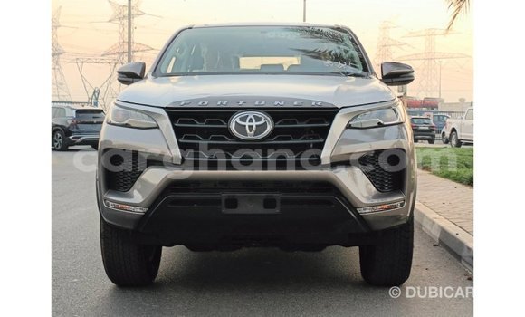 Buy Import Toyota Fortuner Brown Car in Import - Dubai in Ashanti Buy Import Toyota Fortuner Brown Car in Import - Dubai in Ashanti