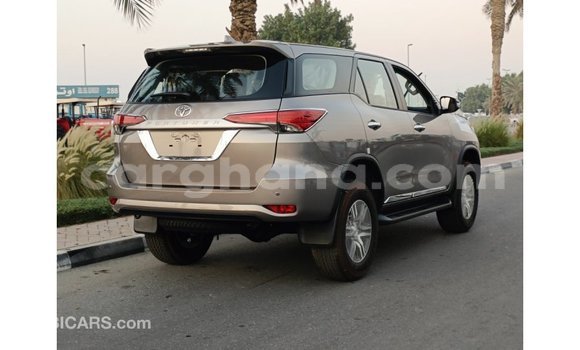 Buy Import Toyota Fortuner Brown Car in Import - Dubai in Ashanti Buy Import Toyota Fortuner Brown Car in Import - Dubai in Ashanti