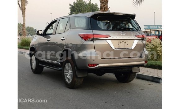 Buy Import Toyota Fortuner Brown Car in Import - Dubai in Ashanti Buy Import Toyota Fortuner Brown Car in Import - Dubai in Ashanti