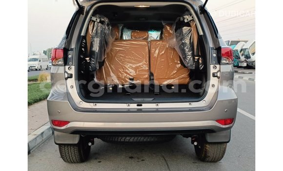 Buy Import Toyota Fortuner Brown Car in Import - Dubai in Ashanti Buy Import Toyota Fortuner Brown Car in Import - Dubai in Ashanti
