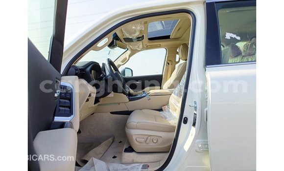 Buy Import Toyota Land Cruiser White Car in Import - Dubai in Ashanti Buy Import Toyota Land Cruiser White Car in Import - Dubai in Ashanti