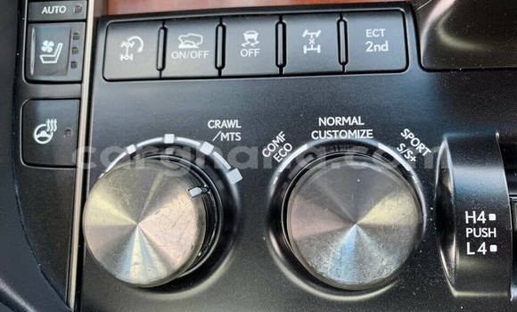 Sayi Na hannu Lexus LX 570 Blue Mota in Accra a Greater Accra Sayi Na hannu Lexus LX 570 Blue Mota in Accra a Greater Accra