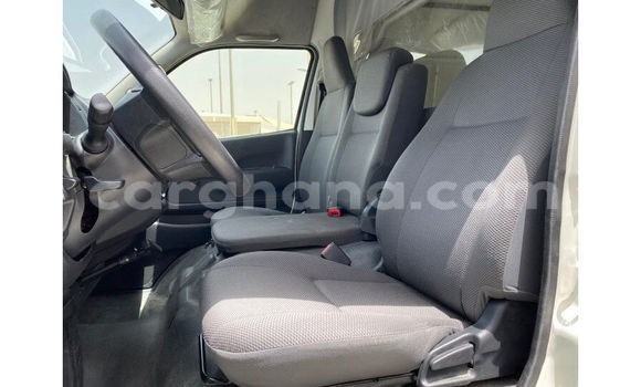 Sayi Na hannu Toyota Hiace White Mota in Accra a Greater Accra Sayi Na hannu Toyota Hiace White Mota in Accra a Greater Accra