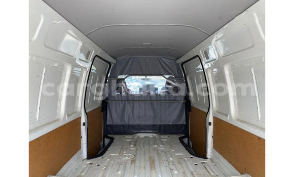 Sayi Na hannu Toyota Hiace White Mota in Accra a Greater Accra Sayi Na hannu Toyota Hiace White Mota in Accra a Greater Accra