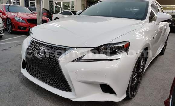 Buy Used Lexus IS White Car in Accra in Greater Accra Buy Used Lexus IS White Car in Accra in Greater Accra