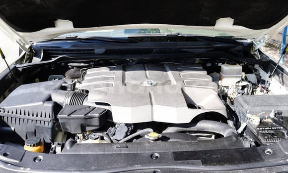 Sayi Na hannu Toyota Land Cruiser White Mota in Accra a Greater Accra Sayi Na hannu Toyota Land Cruiser White Mota in Accra a Greater Accra