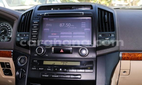 Sayi Na hannu Toyota Land Cruiser White Mota in Accra a Greater Accra Sayi Na hannu Toyota Land Cruiser White Mota in Accra a Greater Accra
