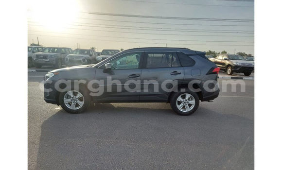 Ra Àlòkù Toyota RAV4 Black Ọkọ̀ in Accra ni Greater Accra Ra Àlòkù Toyota RAV4 Black Ọkọ̀ in Accra ni Greater Accra