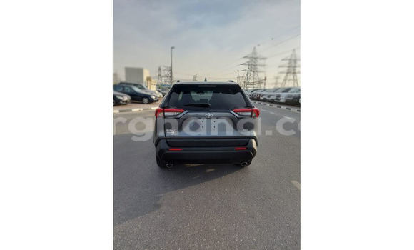 Ra Àlòkù Toyota RAV4 Black Ọkọ̀ in Accra ni Greater Accra Ra Àlòkù Toyota RAV4 Black Ọkọ̀ in Accra ni Greater Accra