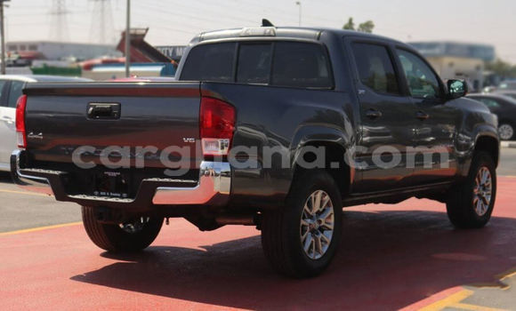 Sayi Na hannu Toyota Tacoma Black Mota in Accra a Greater Accra Sayi Na hannu Toyota Tacoma Black Mota in Accra a Greater Accra