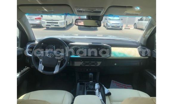 Sayi Na hannu Toyota Tacoma Azurfa Mota in Accra a Greater Accra Sayi Na hannu Toyota Tacoma Azurfa Mota in Accra a Greater Accra