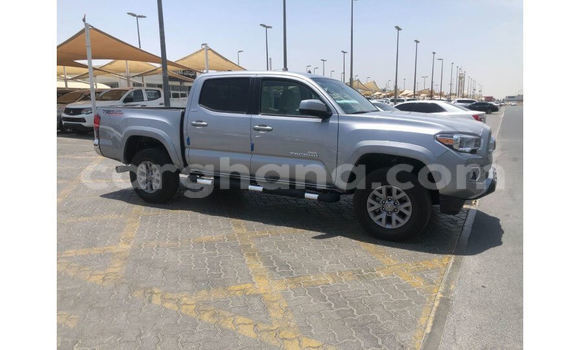 Sayi Na hannu Toyota Tacoma Azurfa Mota in Accra a Greater Accra Sayi Na hannu Toyota Tacoma Azurfa Mota in Accra a Greater Accra