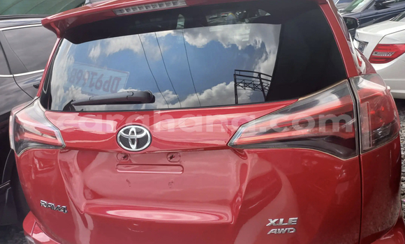 Sayi Na hannu Toyota RAV4 Red Mota in Accra a Greater Accra Sayi Na hannu Toyota RAV4 Red Mota in Accra a Greater Accra