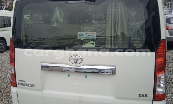 Buy Used Toyota Hiace White Car in Accra in Greater Accra Buy Used Toyota Hiace White Car in Accra in Greater Accra