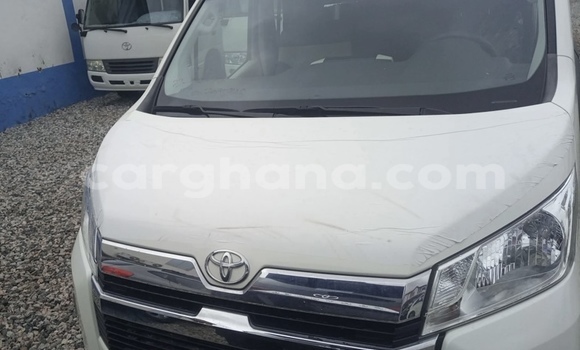Buy Used Toyota Hiace White Car in Accra in Greater Accra Buy Used Toyota Hiace White Car in Accra in Greater Accra