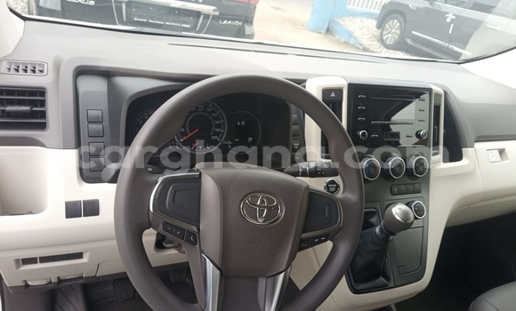 Buy Used Toyota Hiace White Car in Accra in Greater Accra Buy Used Toyota Hiace White Car in Accra in Greater Accra