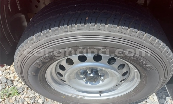 Sayi Na hannu Nissan Navara Red Mota in Accra a Greater Accra Sayi Na hannu Nissan Navara Red Mota in Accra a Greater Accra