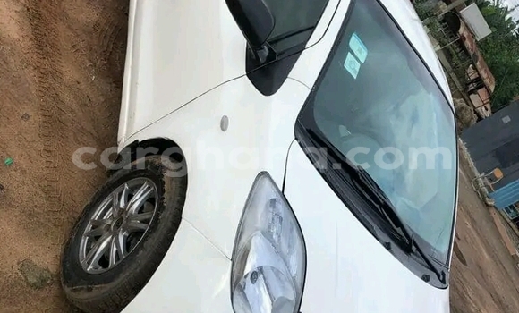 Ra Àlòkù Toyota Corolla funfun Ọkọ̀ in Sekondi–Takoradi Metropolitan ni Oorun Ra Àlòkù Toyota Corolla funfun Ọkọ̀ in Sekondi–Takoradi Metropolitan ni Oorun