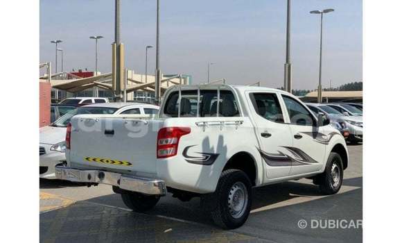 Sayi Imported Mitsubishi L200 White Mota in Import - Dubai a Ashanti Sayi Imported Mitsubishi L200 White Mota in Import - Dubai a Ashanti