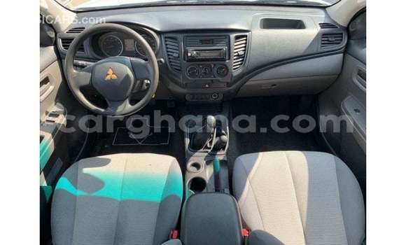 Sayi Imported Mitsubishi L200 White Mota in Import - Dubai a Ashanti Sayi Imported Mitsubishi L200 White Mota in Import - Dubai a Ashanti