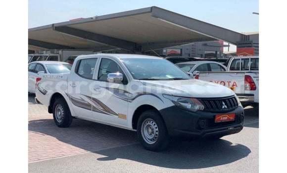 Ra Imported Mitsubishi L200 funfun Ọkọ̀ in Import - Dubai ni Ashanti Ra Imported Mitsubishi L200 funfun Ọkọ̀ in Import - Dubai ni Ashanti