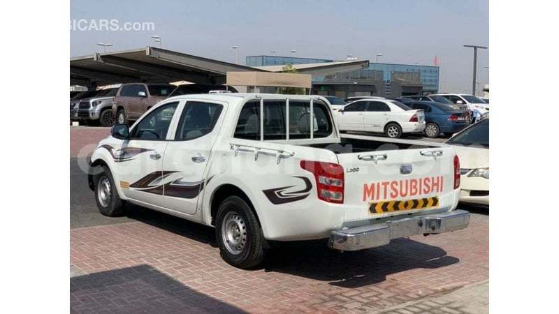 Big with watermark mitsubishi l200 ashanti import dubai 51384