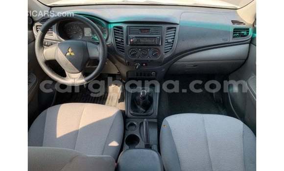 Ra Imported Mitsubishi L200 funfun Ọkọ̀ in Import - Dubai ni Ashanti Ra Imported Mitsubishi L200 funfun Ọkọ̀ in Import - Dubai ni Ashanti