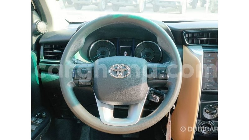 Big with watermark toyota fortuner ashanti import dubai 51385