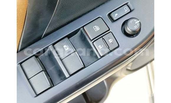 Buy Import Toyota Fortuner White Car in Import - Dubai in Ashanti Buy Import Toyota Fortuner White Car in Import - Dubai in Ashanti