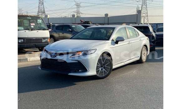 Buy Import Toyota Camry White Car in Import - Dubai in Ashanti