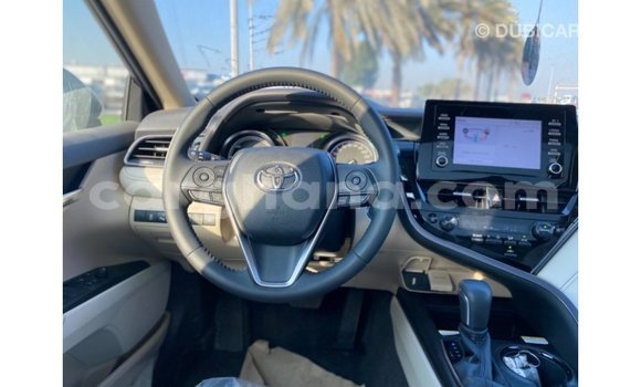 Buy Import Toyota Camry White Car in Import - Dubai in Ashanti Buy Import Toyota Camry White Car in Import - Dubai in Ashanti