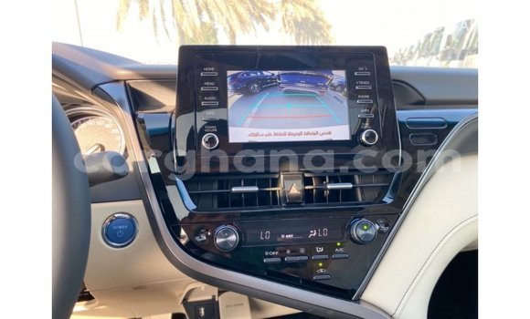 Buy Import Toyota Camry White Car in Import - Dubai in Ashanti Buy Import Toyota Camry White Car in Import - Dubai in Ashanti