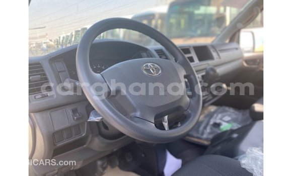 Buy Import Toyota Hiace White Car in Import - Dubai in Ashanti Buy Import Toyota Hiace White Car in Import - Dubai in Ashanti