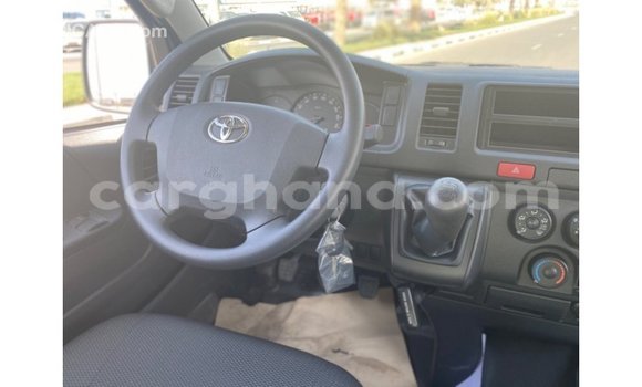 Buy Import Toyota Hiace White Car in Import - Dubai in Ashanti Buy Import Toyota Hiace White Car in Import - Dubai in Ashanti