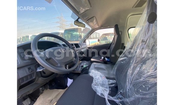 Buy Import Toyota Hiace White Car in Import - Dubai in Ashanti Buy Import Toyota Hiace White Car in Import - Dubai in Ashanti