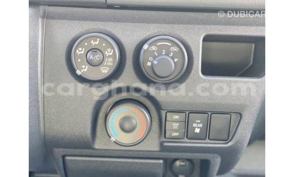 Buy Import Toyota Hiace White Car in Import - Dubai in Ashanti Buy Import Toyota Hiace White Car in Import - Dubai in Ashanti