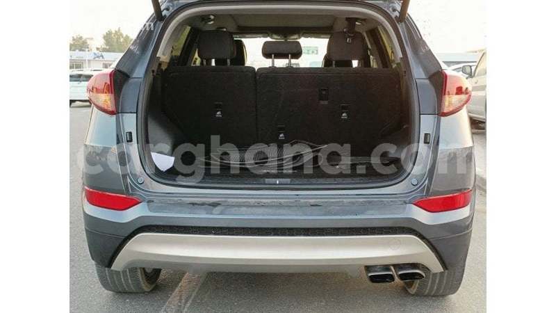 Big with watermark hyundai tucson ashanti import dubai 51390